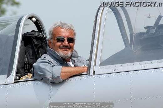 2006-06-10 Carpi Airshow 0087 YAK Italia